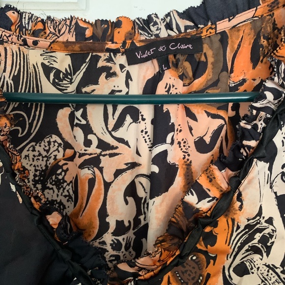 Fun summer top - Picture 2 of 3